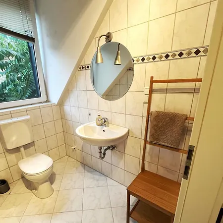 Ruhiges Und Zentrales In Apartment Wiesbaden