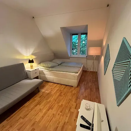 Ruhiges Und Zentrales In *